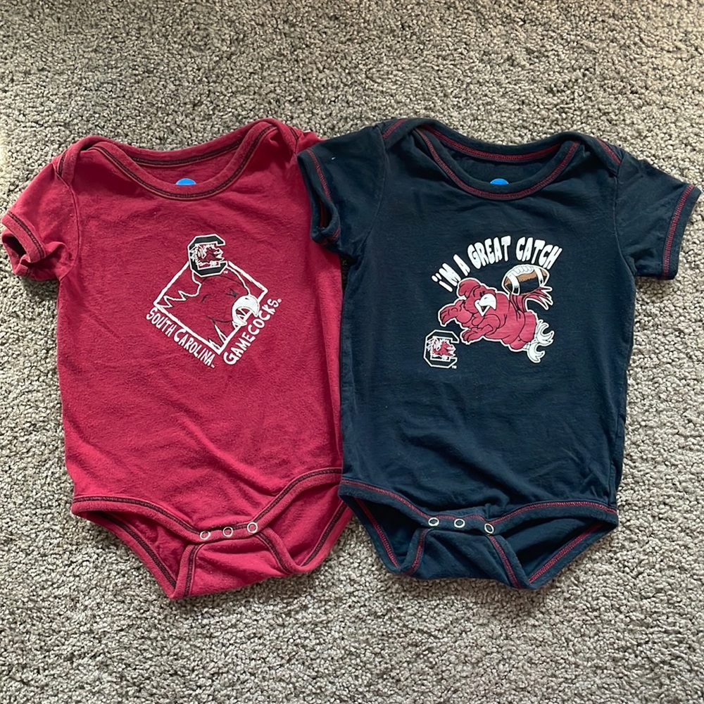 NCAA Baby Boys Carolina Gamecocks Onesies Sz 12 months